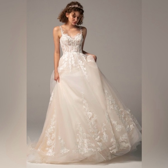 Wedding Dress Size US 8 UK 12 - Picture 2 of 9